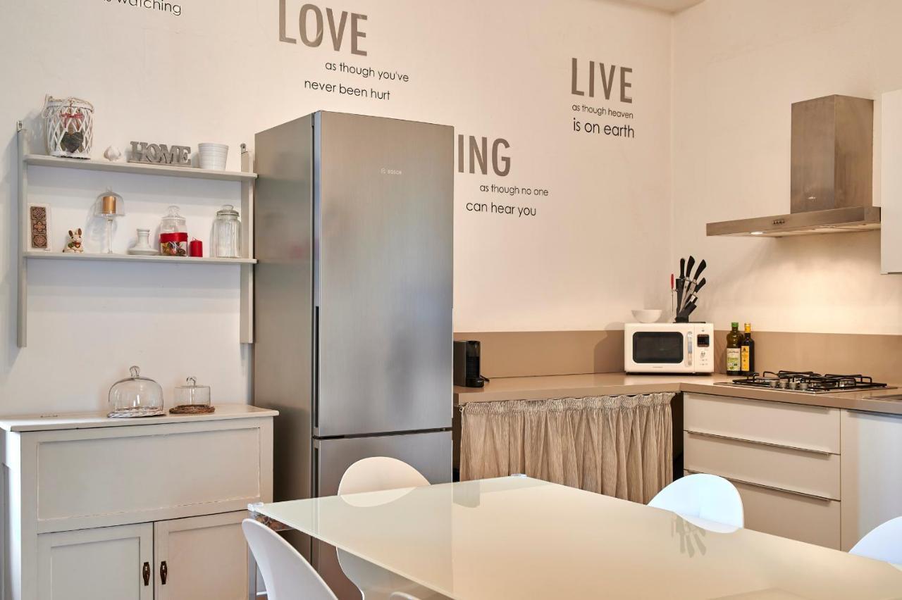Anna Homestay Bergamo Buitenkant foto