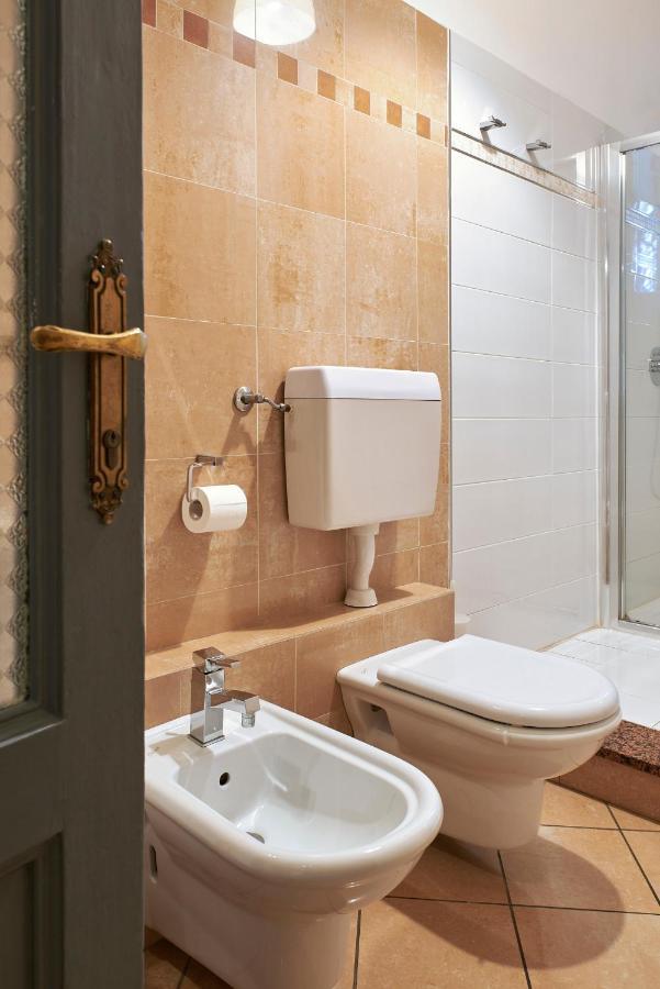 Anna Homestay Bergamo Buitenkant foto