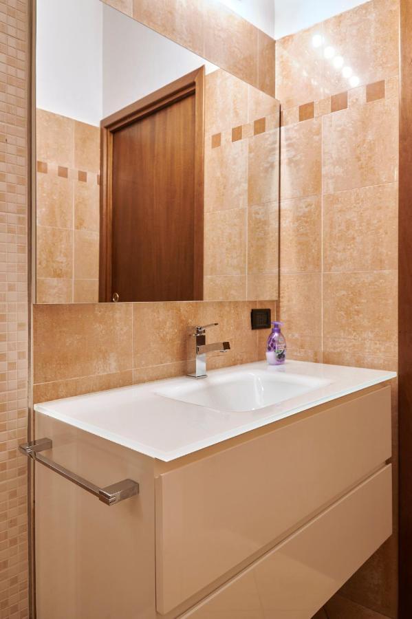 Anna Homestay Bergamo Buitenkant foto
